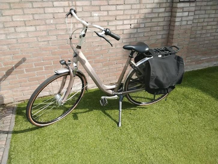Zeer mooie damesfiets in perfecte staat, Fietsen en Brommers, Fietsen | Oldtimers, Ophalen