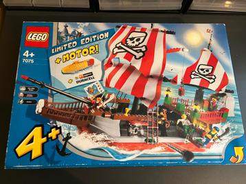 Lego castle piraten boot set 7075 beschikbaar voor biedingen