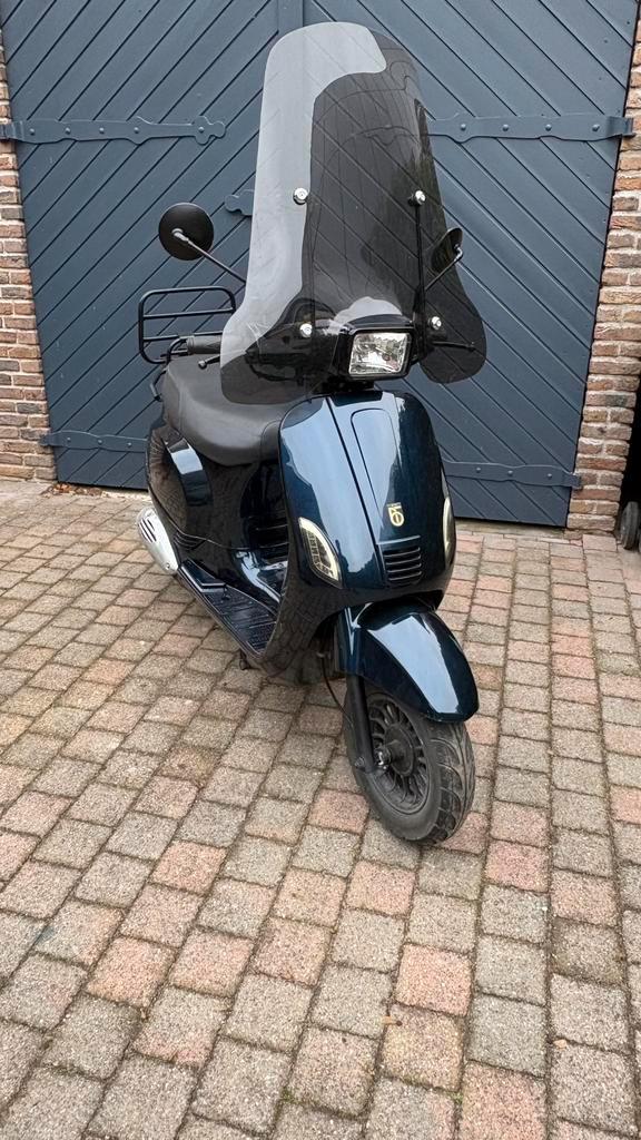 BTC Riva 2016-Topstaat-Slechts 2.400 km, Fietsen en Brommers, Scooters | Overige merken, Gebruikt, Maximaal 45 km/u, Benzine, Ophalen