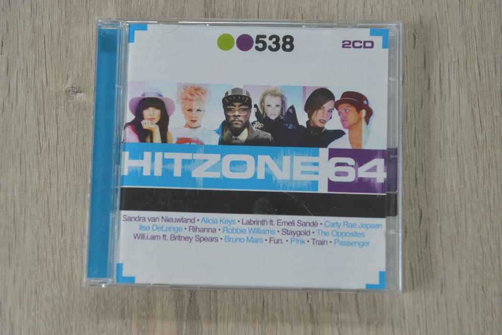 538 - HITZONE 64 - 2CDbox 42 geweldige nummers, Verzenden, Zo goed als nieuw, Pop, Boxset