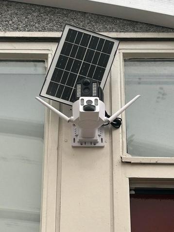 4x camera met zonnepanelen en 4g en of wifi te koop beschikbaar voor biedingen
