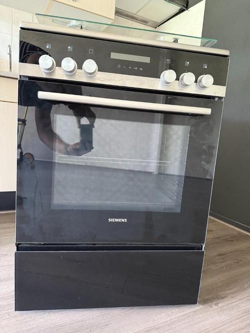 Siemens vrijstaand gas-elektro fornuis (HX9S5IH40NB), Witgoed en Apparatuur, Fornuizen, Zo goed als nieuw, Vrijstaand, Gas, 4 kookzones