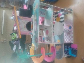 Lol speelhuis beschikbaar voor biedingen