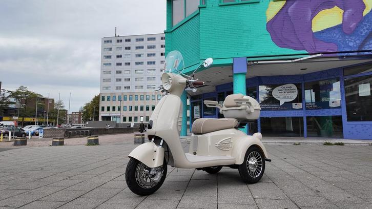 Elektrische driewieler met windscherm geen rijbewijs WMO PGB, Diversen, Brommobielen en Scootmobielen, Nieuw, Overige merken, 46 km of meer