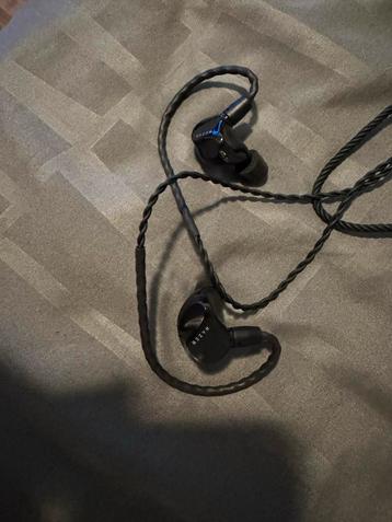 Razer Moray Gaming IEM - Zwart beschikbaar voor biedingen