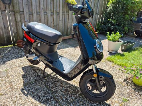 Elektrische scooter Niu MQi+ Sport 45km/u, Fietsen en Brommers, Scooters | Overige merken, Zo goed als nieuw, Maximaal 45 km/u