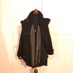 Cape wol zwart koperen knopen van De.Corp maat M, Ophalen of Verzenden, Zo goed als nieuw, Zwart