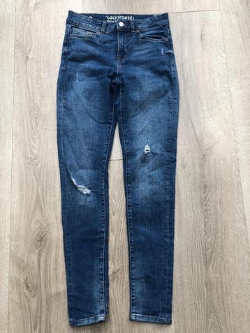 Jeans/Spijkerbroeken mt 36/38 Voor maar 3 euro beschikbaar voor biedingen