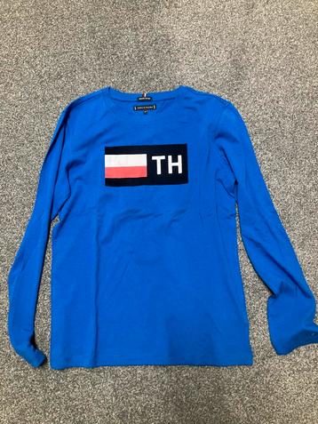 Tommy Hilfiger Shirt/Trui/Hoodie (2 stuks maat 164) beschikbaar voor biedingen