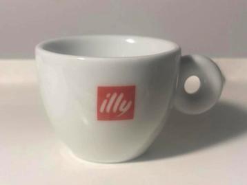 Espresso kopje van illy. Hoogte 5 cm. Lpa porselein italië. beschikbaar voor biedingen