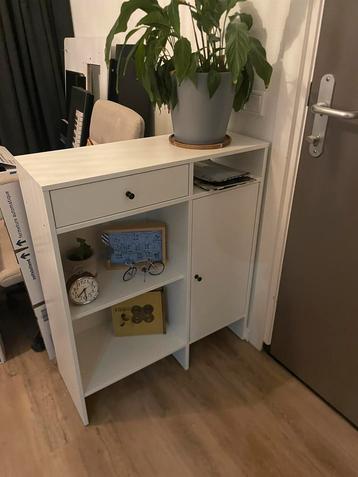 kastje wit - als nieuw beschikbaar voor biedingen