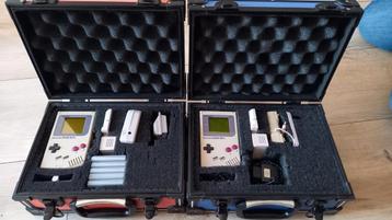 2 Nintendo Gameboy Classic incl accessoires en games beschikbaar voor biedingen