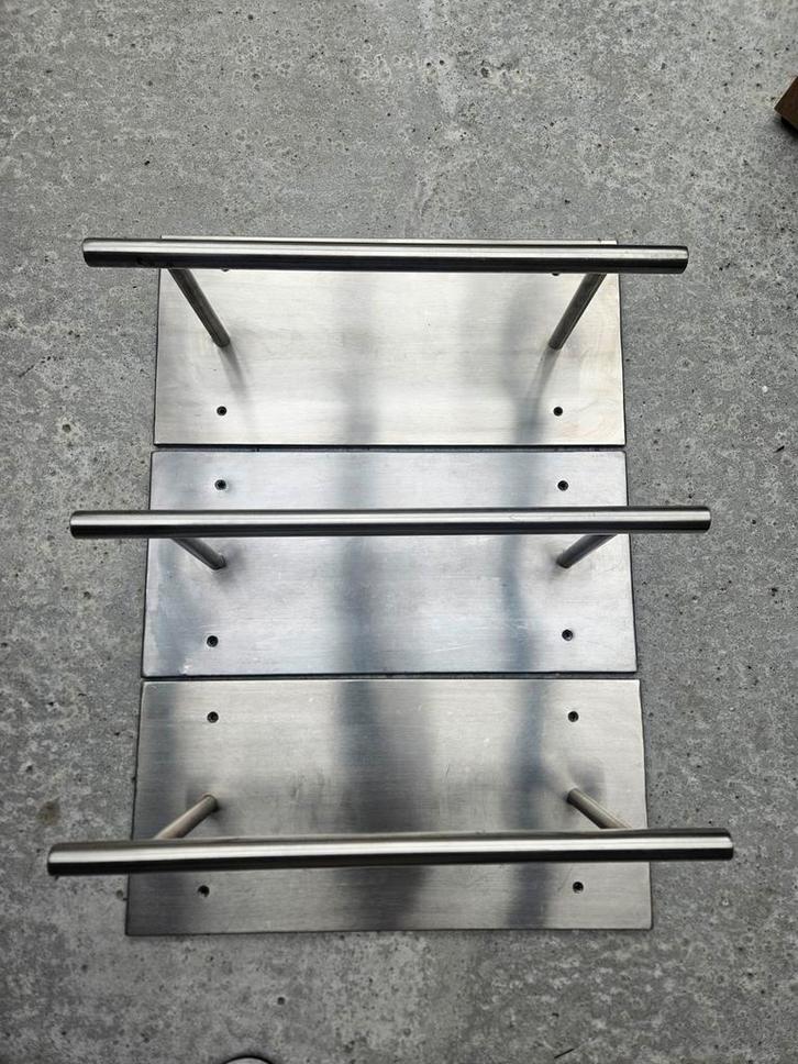 Voetsteunen Kapsalon - Wand/Vloer bevestiging, Sieraden, Tassen en Uiterlijk, Uiterlijk | Haarverzorging, Gebruikt, Ophalen of Verzenden