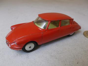 Corgi Toys 210S (1960) CITROEN DS 19 (RED) I.z.g.st. beschikbaar voor biedingen