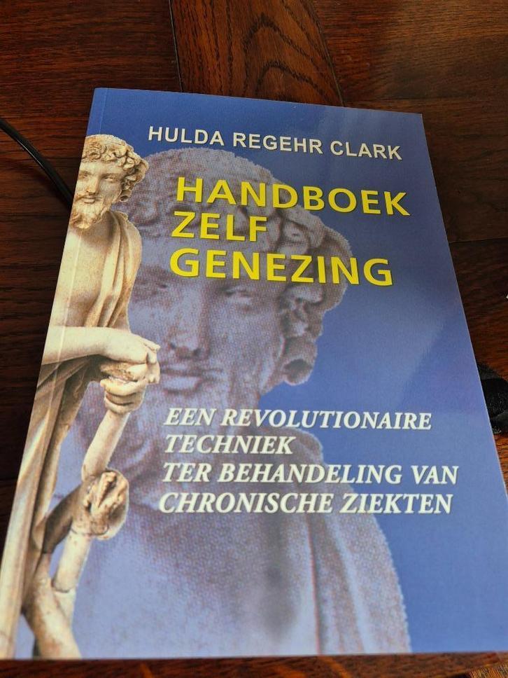 Handboek zelfgenezing - Dr Hulda Clark, Boeken, Gezondheid, Dieet en Voeding, Zo goed als nieuw, Ophalen of Verzenden