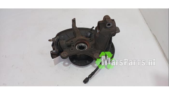 Fusee links-voor van een Volkswagen Caddy, Auto-onderdelen, Ophanging en Onderstel, Volkswagen, Gebruikt, 3 maanden garantie, Ophalen of Verzenden