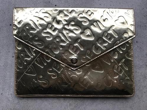 Victoria Secret clutch enveloppe goud kleur, Sieraden, Tassen en Uiterlijk, Tassen | Damestassen, Nieuw, Avondtasje, Overige kleuren