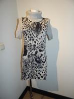 Marccain heerlijk zachte jurk fijne kol gebreid animal print