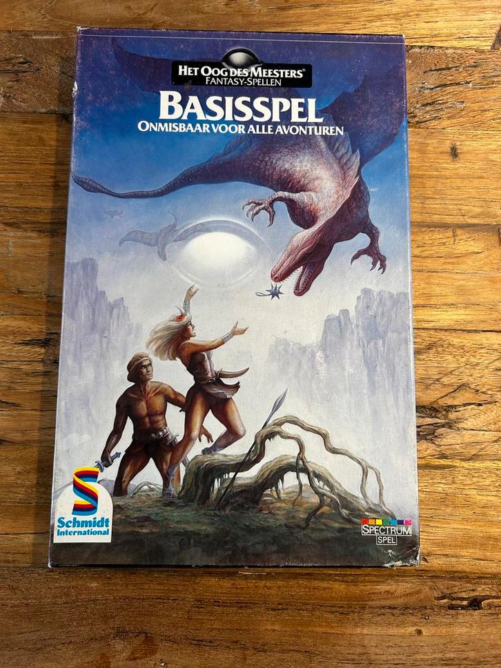 Het Oog des Meesters Basisspel - Schmidt International, Boeken, Fantasy, Gelezen, Ophalen of Verzenden