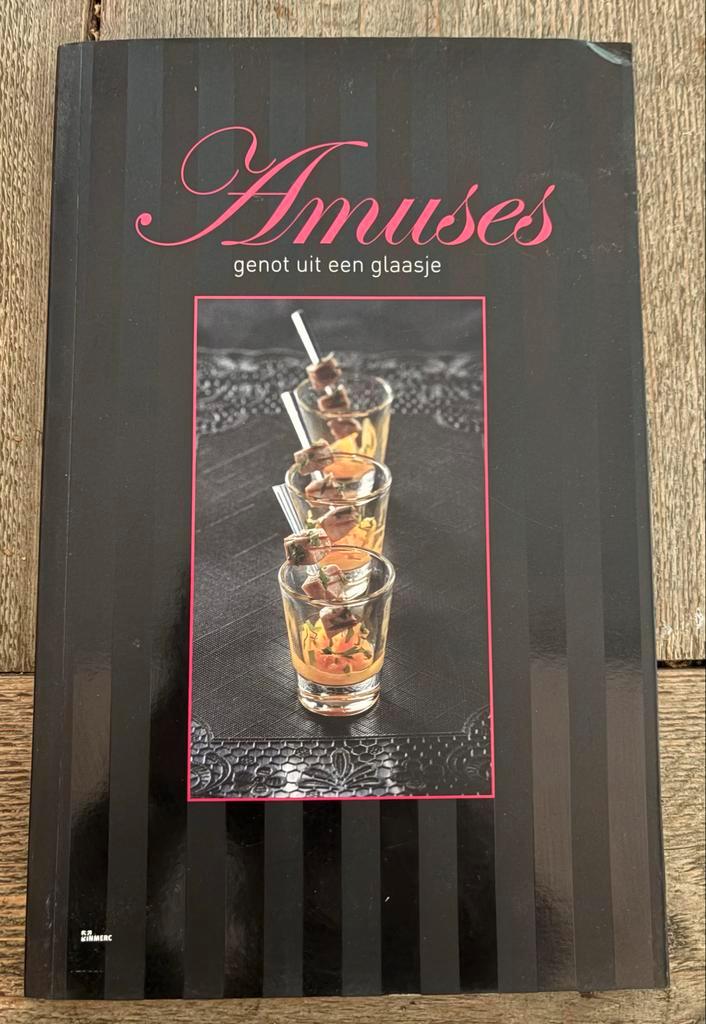 Amuses, genot uit een glaasje - Kookboek, Boeken, Kookboeken, Gelezen, Voorgerechten en Soepen, Overige typen, Europa, Ophalen of Verzenden