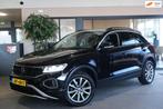 Volkswagen T-ROC 1.5 TSI Life 150PK DSG Navi Virtual ACC PDC, Auto's, Volkswagen, Stof, 4 cilinders, 150 pk, Zwart