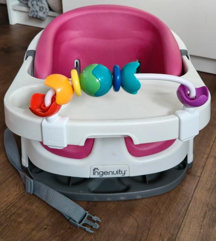 Ingenuity babybase 2-in-1 stoelverhoger roze, Kinderen en Baby's, Kinderstoelen, Zo goed als nieuw, Overige typen, Afneembaar eetblad