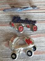 Rolschaatsen speldjes. En een kunstschaats speld, Verzamelen, Speldjes, Pins en Buttons, Ophalen of Verzenden, Zo goed als nieuw