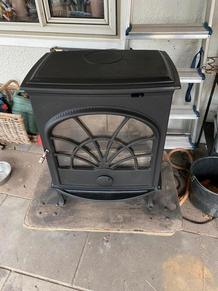 Dovre houtkachel, Huis en Inrichting, Kachels, Zo goed als nieuw, Houtkachel, Hout, Ophalen