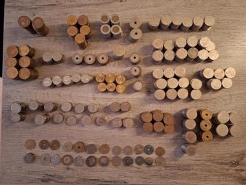 Groot lot Tokens diverse beschikbaar voor biedingen