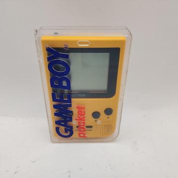 Gameboy Pocket Yellow met case nette staat! nu voor €99.99 beschikbaar voor biedingen