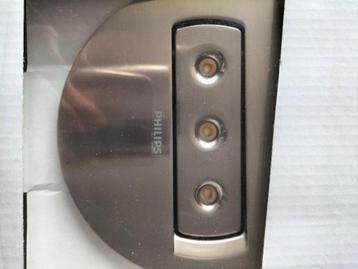 Philips 3 spots lamp. Skyon nieuw in de doos ongebruikt beschikbaar voor biedingen