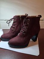 Caprice laarsjes van bordeaux suède., Kleding | Dames, Schoenen, Lage of Enkellaarzen, Nieuw, Ophalen of Verzenden, Caprice