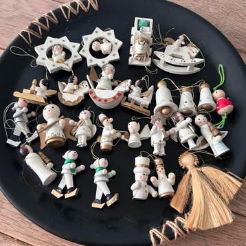 Vintage Handgemaakt Houten Kerstboom Ornaments Wit beschikbaar voor biedingen
