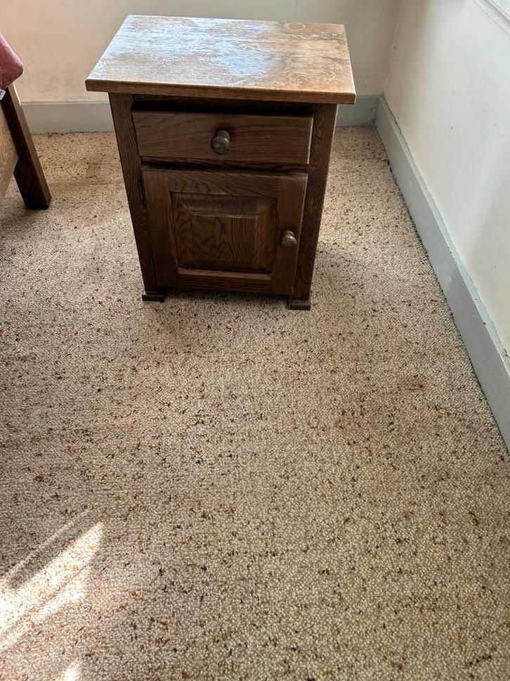 Houten Nachtkastje met Deur en Lade, Huis en Inrichting, Slaapkamer | Nachtkastjes, Gebruikt, 55 tot 70 cm, 45 tot 65 cm, Hout