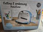 Te koop : Cutting & Embossing machine met vele figuren, Ophalen, Gereedschap of Toebehoren