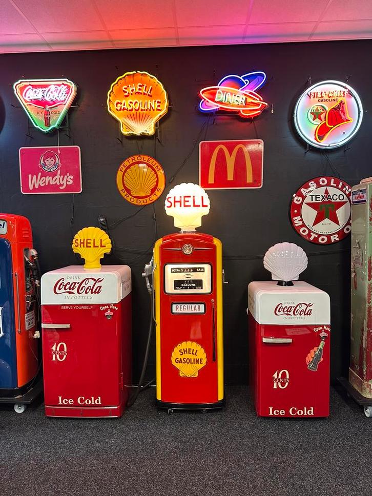 Prachtige Amerikaanse benzinepomp Bennett 966 uit 1955, Verzamelen, Automaten | Overige, Zo goed als nieuw, Ophalen