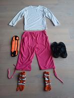 Carnaval verkleedset. Massage mevrouw. Kleding, sandalen etc, Maat 38/40 (M), Carnaval, Ophalen of Verzenden, Kleding