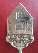 vintage theelepel rk school Dedemsvaart 1913-1988, Ophalen of Verzenden, Zo goed als nieuw, Metaal, Bestek