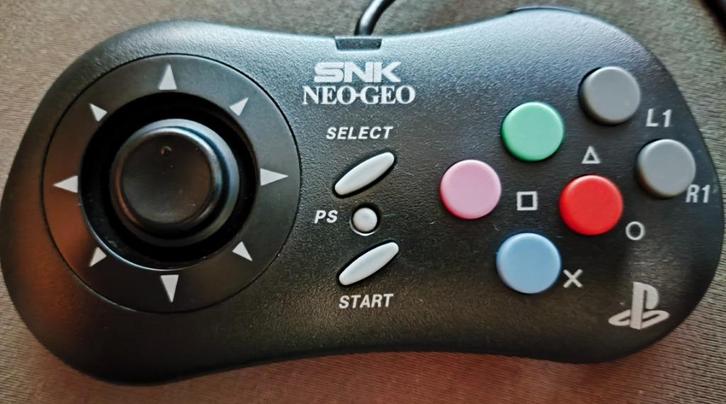 SNK Neo Geo Pad PS3 versie (EX0032), Spelcomputers en Games, Spelcomputers | Sony PlayStation Consoles | Accessoires, Zo goed als nieuw