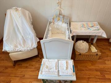 Heel veel mooie  babyspulletjes beschikbaar voor biedingen