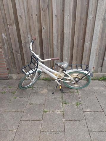 Meisjesfiets  beschikbaar voor biedingen