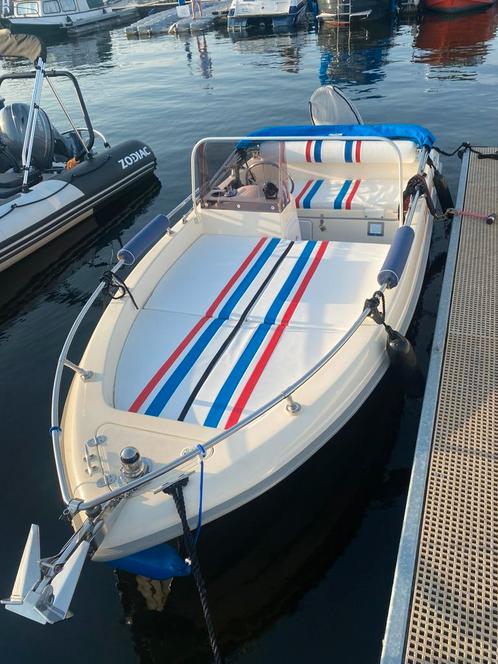 Consoleboot 60pk met trailer (Laguna 430), Watersport en Boten, Vis- en Consoleboten, Zo goed als nieuw, 50 tot 70 pk, 3 tot 6 meter