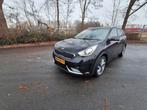 Kia Niro 1.6 GDi Hybrid 141pk Dct6 2017 Zwart DE GOEDEKOOPST, Auto's, Kia, 1580 cc, SUV of Terreinwagen, Onderhoudsboekje, Niro