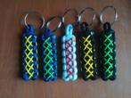 Sleutelhanger met accentkleur.  Van paracord., Ophalen of Verzenden, Nieuw, Sport