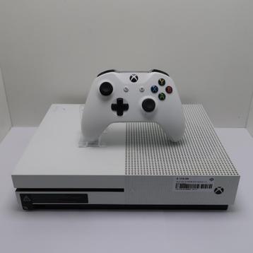 Xbox One S 500GB Disk Version | in Prima Staat beschikbaar voor biedingen