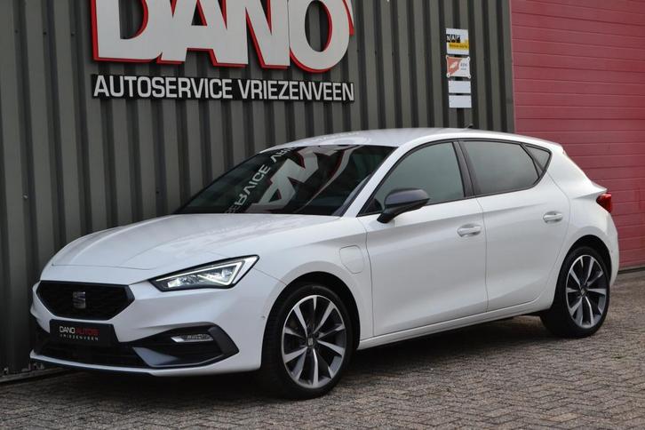 SEAT Leon FR e-Hybrid Business LED/Camera/18''/Keyless, Auto's, Seat, Bedrijf, Te koop, Leon, ABS, Achteruitrijcamera, Airbags
