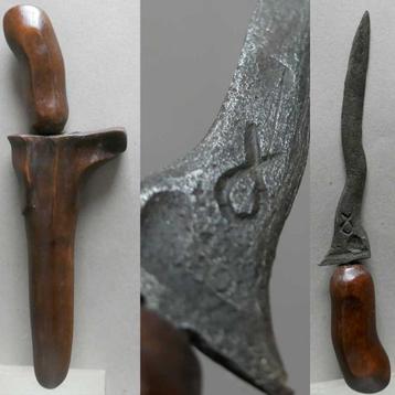 Keris Jimat met Arabisch symbool Lam Alip JM2 Indonesie  beschikbaar voor biedingen