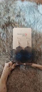 Oorbellen bloem / bloemen oorhangers / flower earrings, Overige materialen, Hangers, Zwart, Nieuw