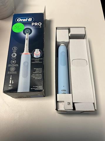 Oral-b pro series 3 lichtblauw beschikbaar voor biedingen