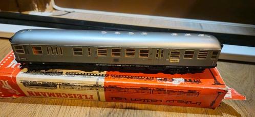 Fleischmann HO 1513 2e klasse rijtuig, Hobby en Vrije tijd, Modeltreinen | H0, Gebruikt, Wagon, Gelijkstroom, Fleischmann, Analoog